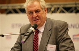 Cựu Thủ tướng Milos Zeman đắc cử tổng thống Séc